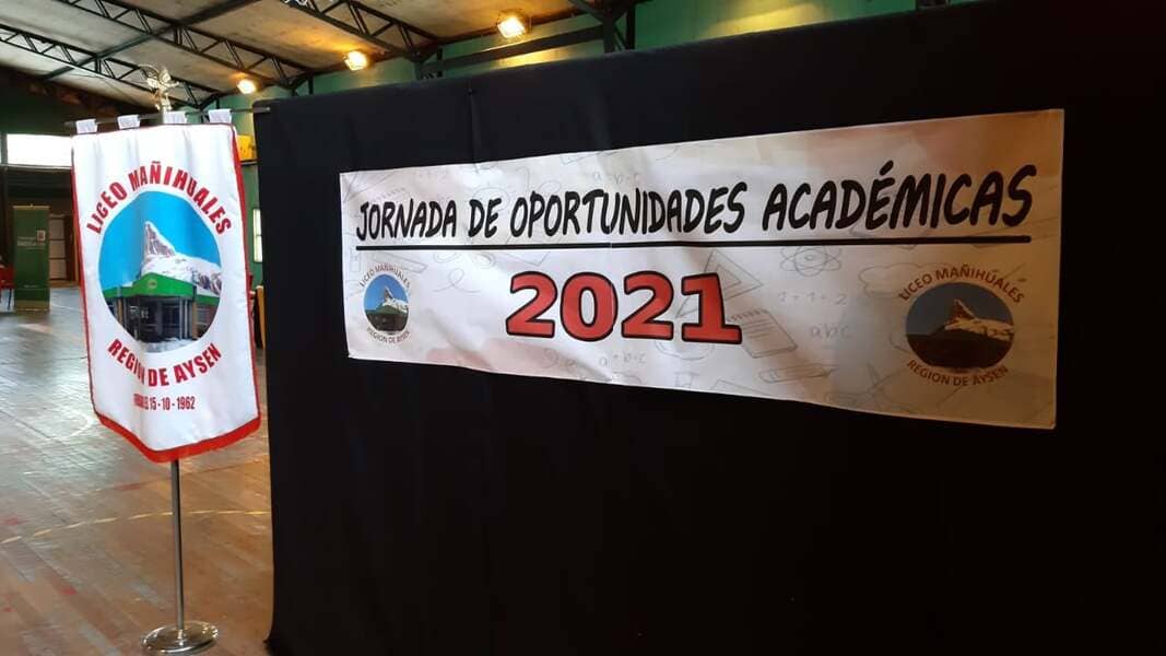 Liceo Mañihuales_1 (1) (1)