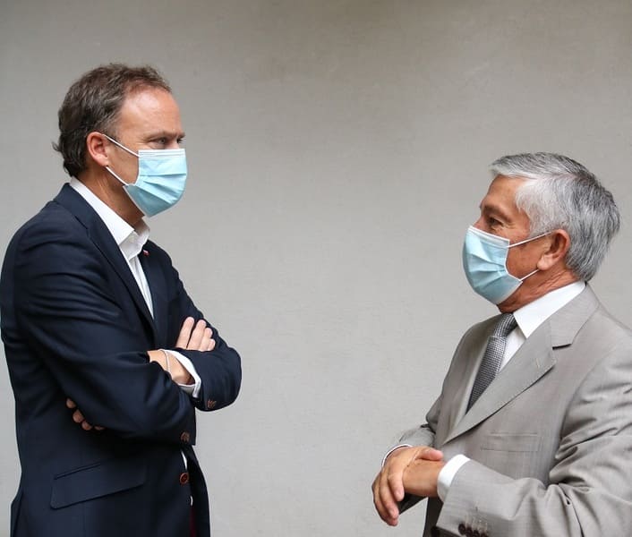 SENADOR SANDOVAL CON MINISTRO DE VIVIENDA1 (1) (1)