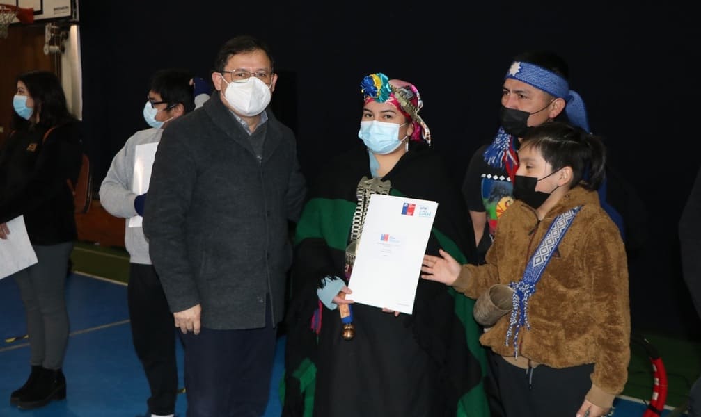 Delegado P Regional Entrega Escrituras Aysén (1) (1)