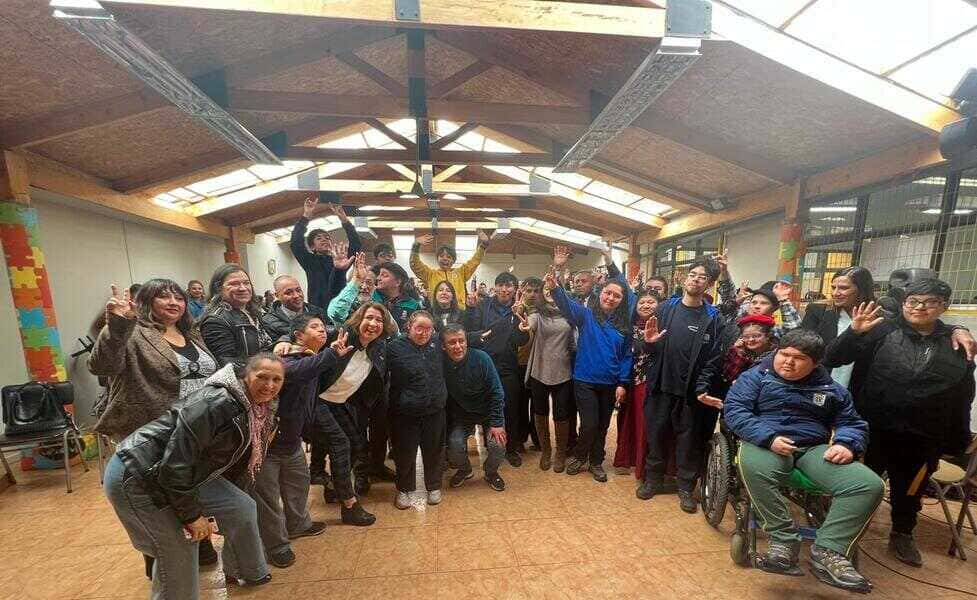 Entrega Uniformes image-2022-10-25-at-2_optimized.24.47-pm-(1)-(1) (1)