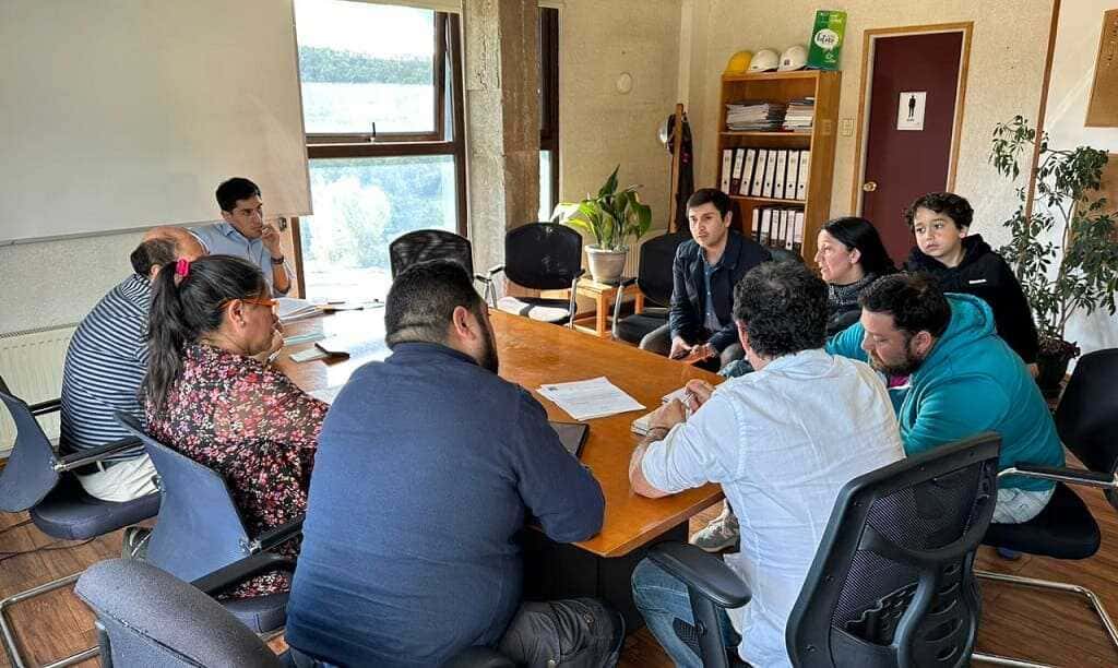 reuniÓn-balmaceda-(1)_optimized (1) (1)