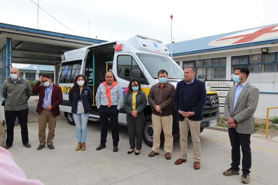 ENTREGA AMBULANCIA CHILE CHICO (8) (1) (1)
