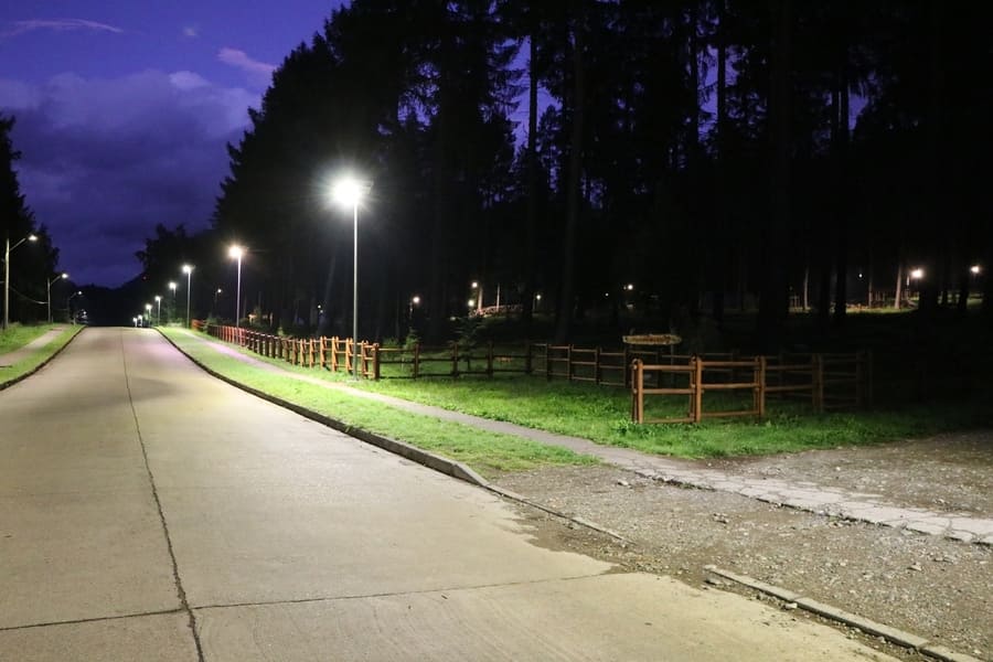 Foto luminarias peatonales Quiero mi barrio mañihuales (1) (1)