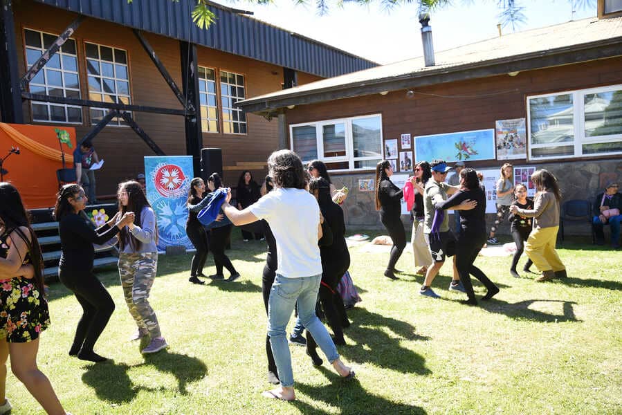 foto-2 - -actividad-en-centro-cultural-cochrane-(1)_optimized