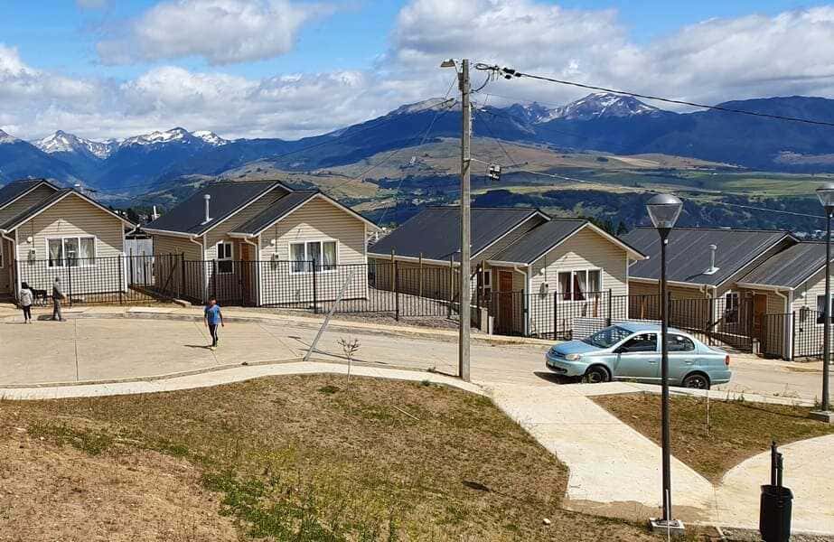 foto-archivo-105-viviendas-coyhaique-(1)-(1)-(1)_optimized (1)