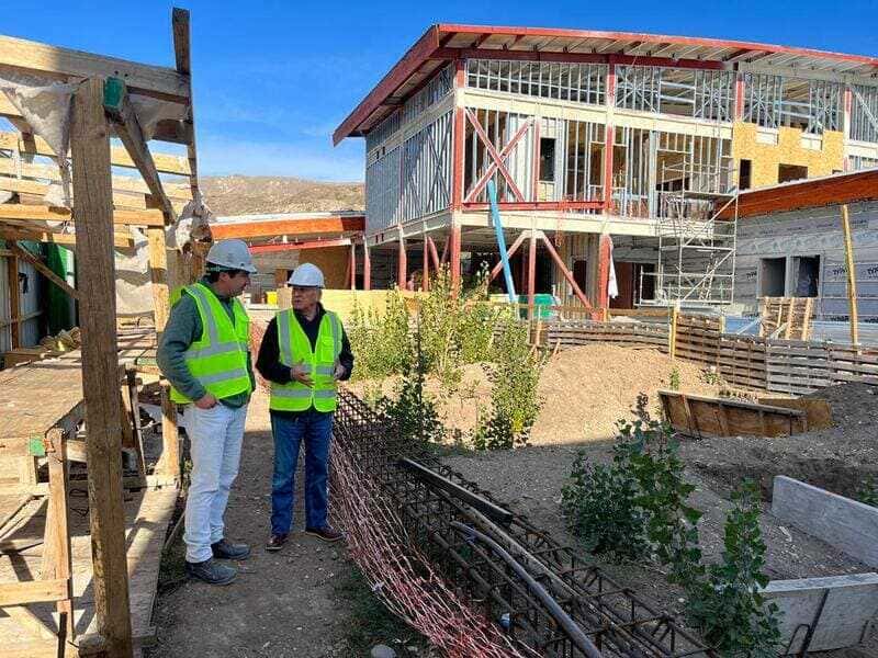 visita-hospital-chile-chico-(3)-(1)-(1)_optimized (1)