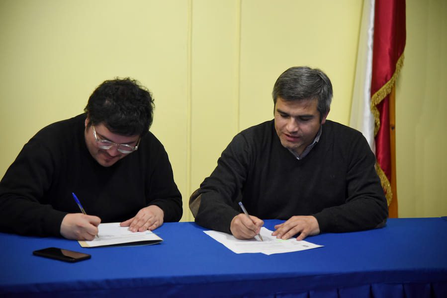 Firma Agenda de Desarrollo Cultural Comunal-2-2