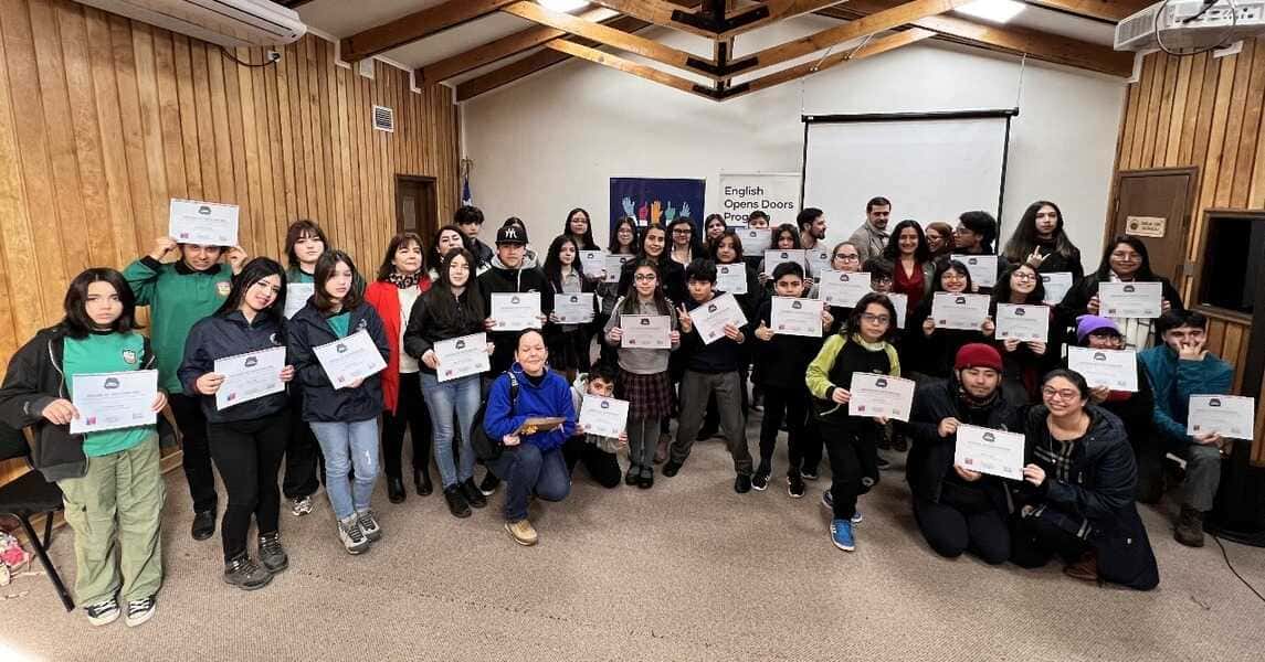 english-booktuber-grupal-(1)_optimized (1)