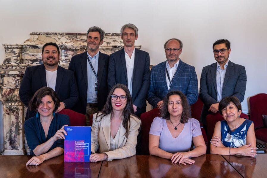 ministras reciben informe comisión (1) (1)