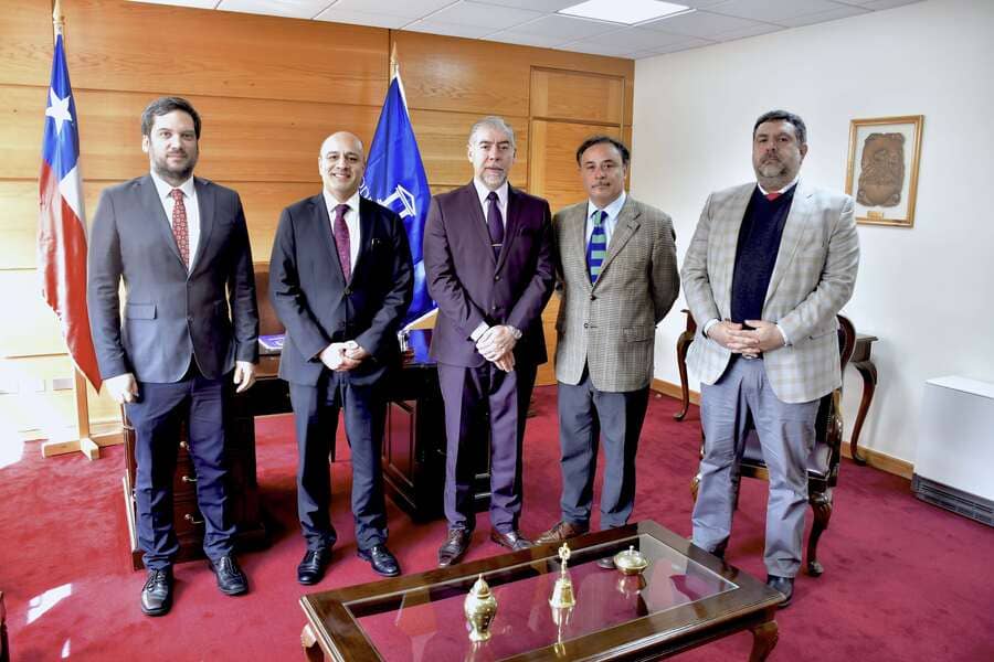 Foto 2 saludos protocolares (1) (1)