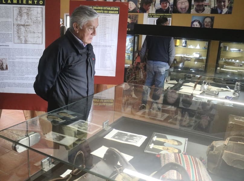 SENADOR SANDOVAL EN MUSEO DE VALLE SIMPSON (1) (1)