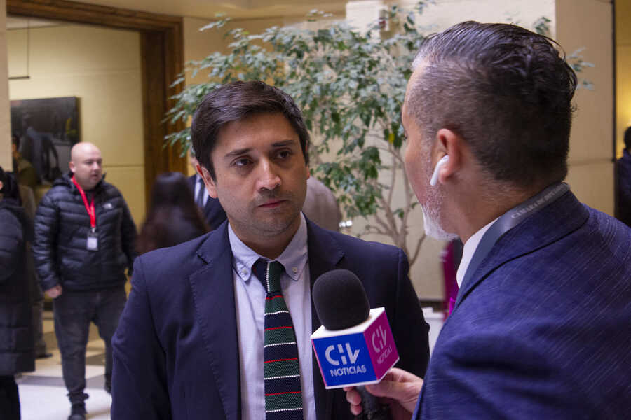 calisto-prensa_01-copia-(1)_optimized