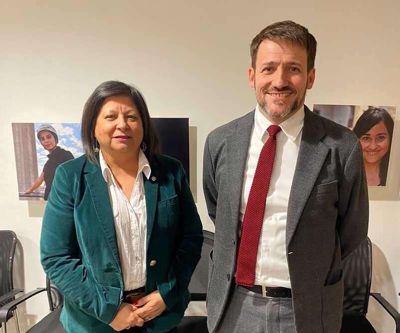 foto-diputada-con-ministro-de-energía-(1)_optimized