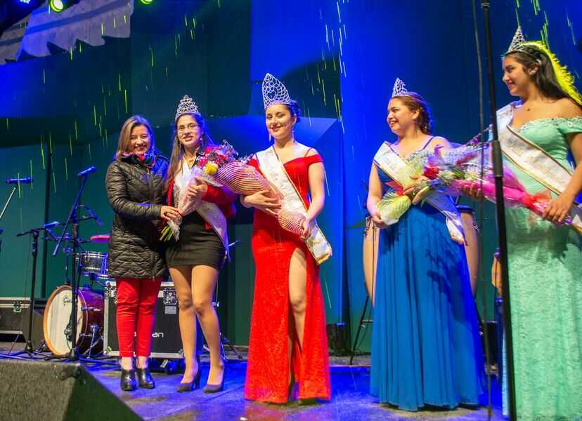 reina-2019-(1)_optimized