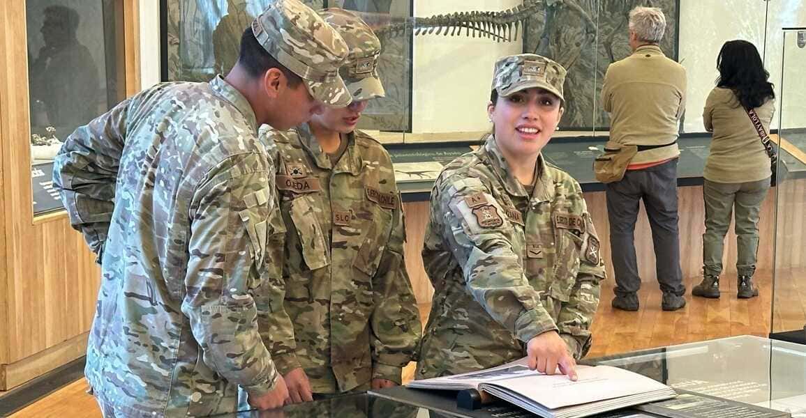 whatsapp-image-2025-02-21-at-10_optimized.32.12-(1) (1)