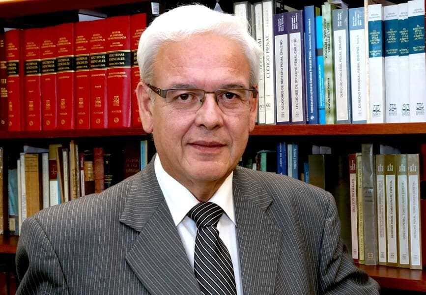 ministro-pedro-castro-(1)-(1)_optimized (1)