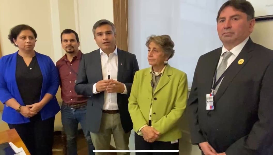 Andrea Ponce, Benjamin Infante, gobernador regional Marcelo Santana, ministra, alcalde Luis Martinez (1) (1)