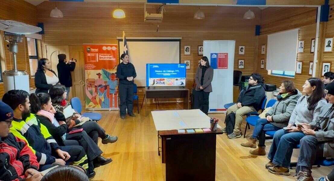 reunión-mesa-de-diálogo-tortel-(1)_optimized