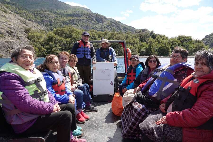 paseo-personas-mayores-residentes-cochrane-(5)-(1)_optimized