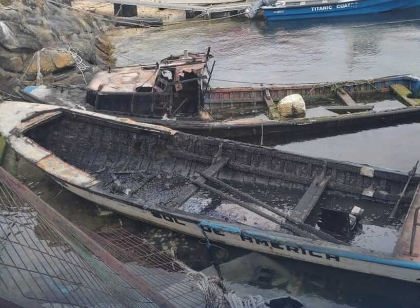 puerto-aguirre_embarcacion-quemada-(1)_optimized